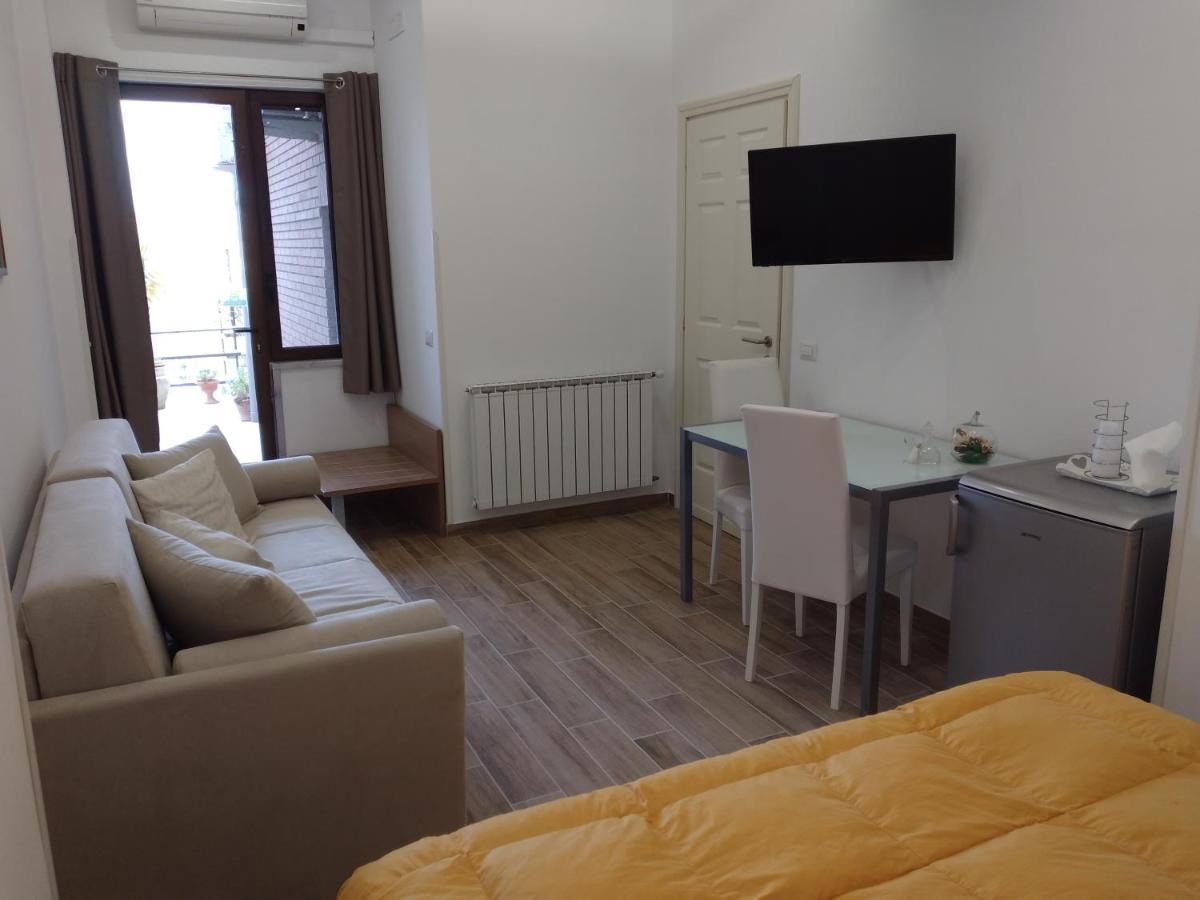 B&B Villa Letizia 卡斯特布奥诺 外观 照片