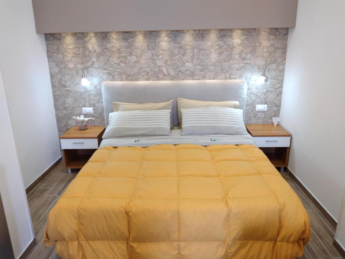 B&B Villa Letizia 卡斯特布奥诺 外观 照片