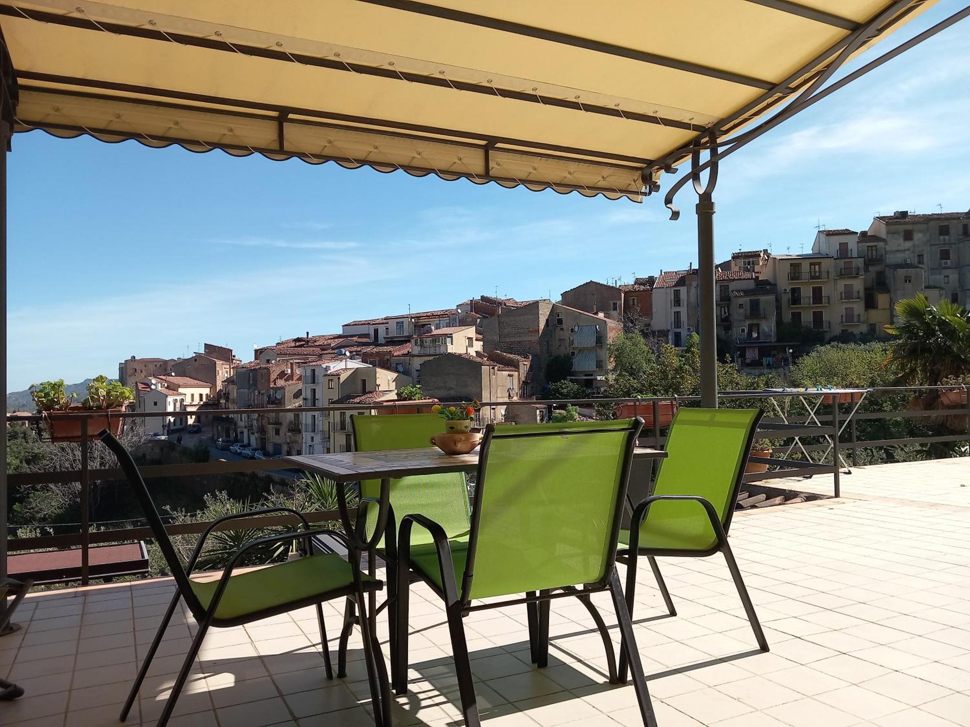 B&B Villa Letizia 卡斯特布奥诺 外观 照片