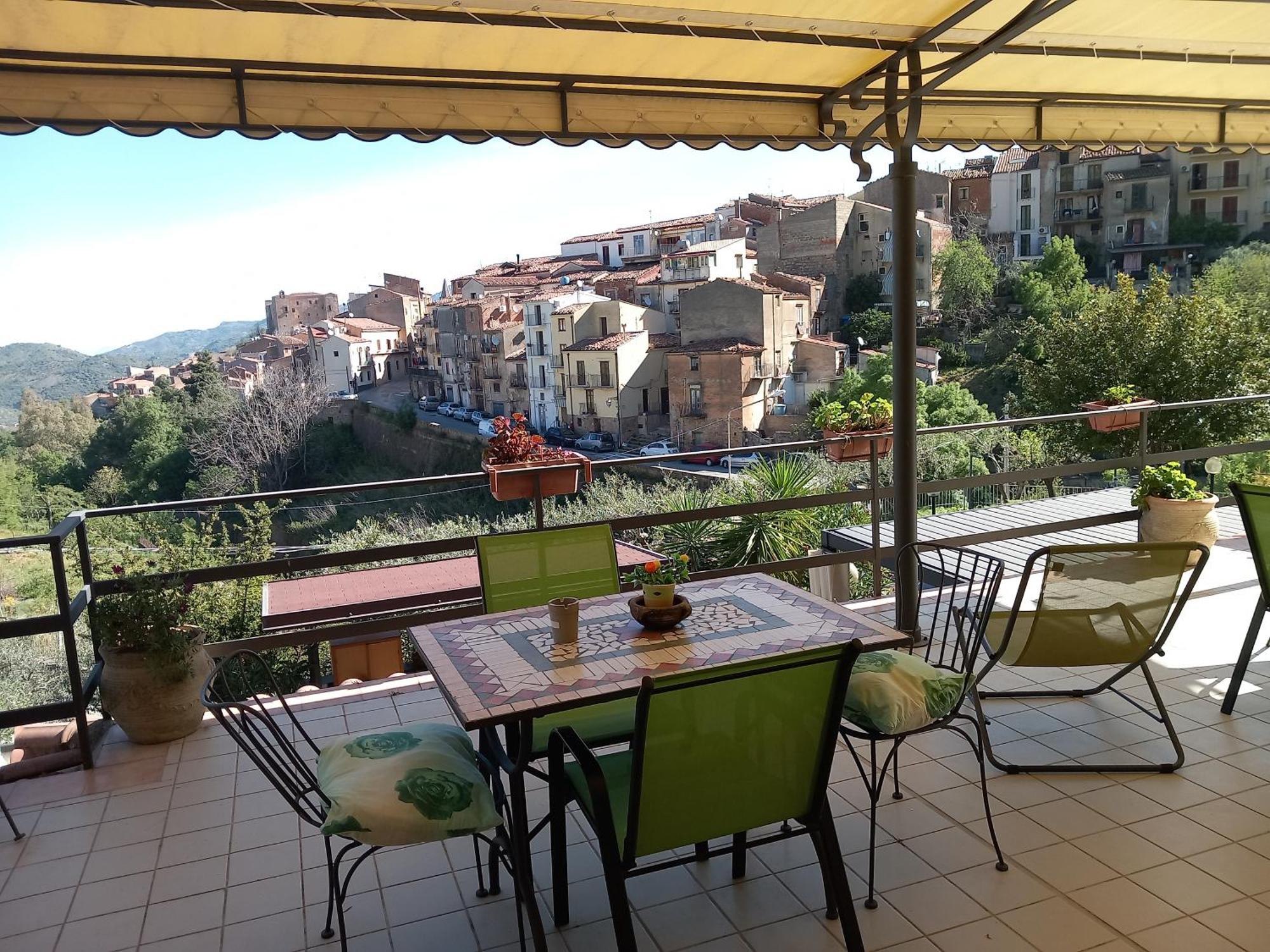 B&B Villa Letizia 卡斯特布奥诺 外观 照片