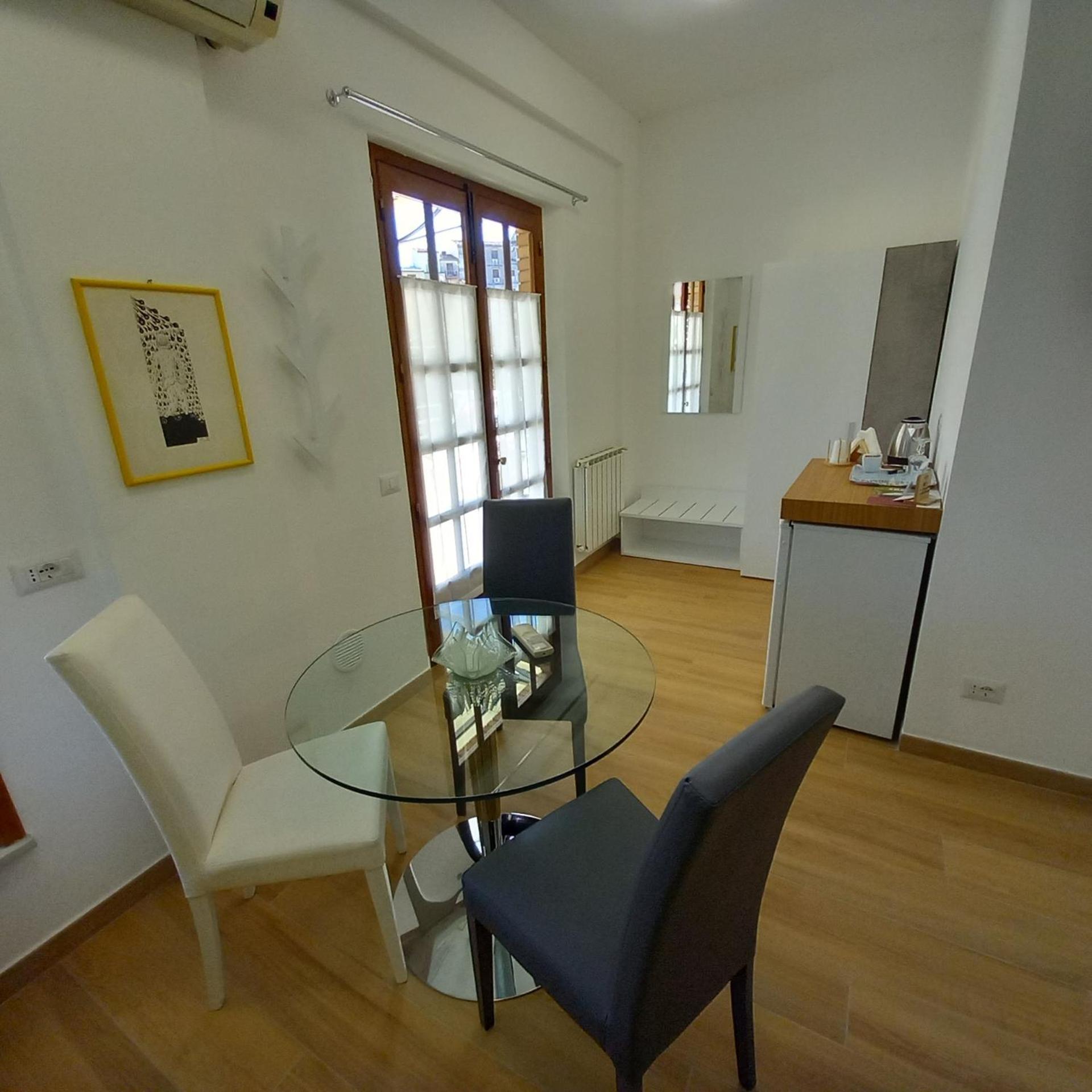 B&B Villa Letizia 卡斯特布奥诺 外观 照片