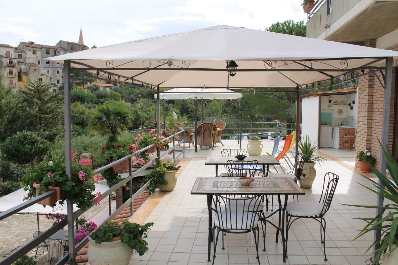 B&B Villa Letizia 卡斯特布奥诺 外观 照片