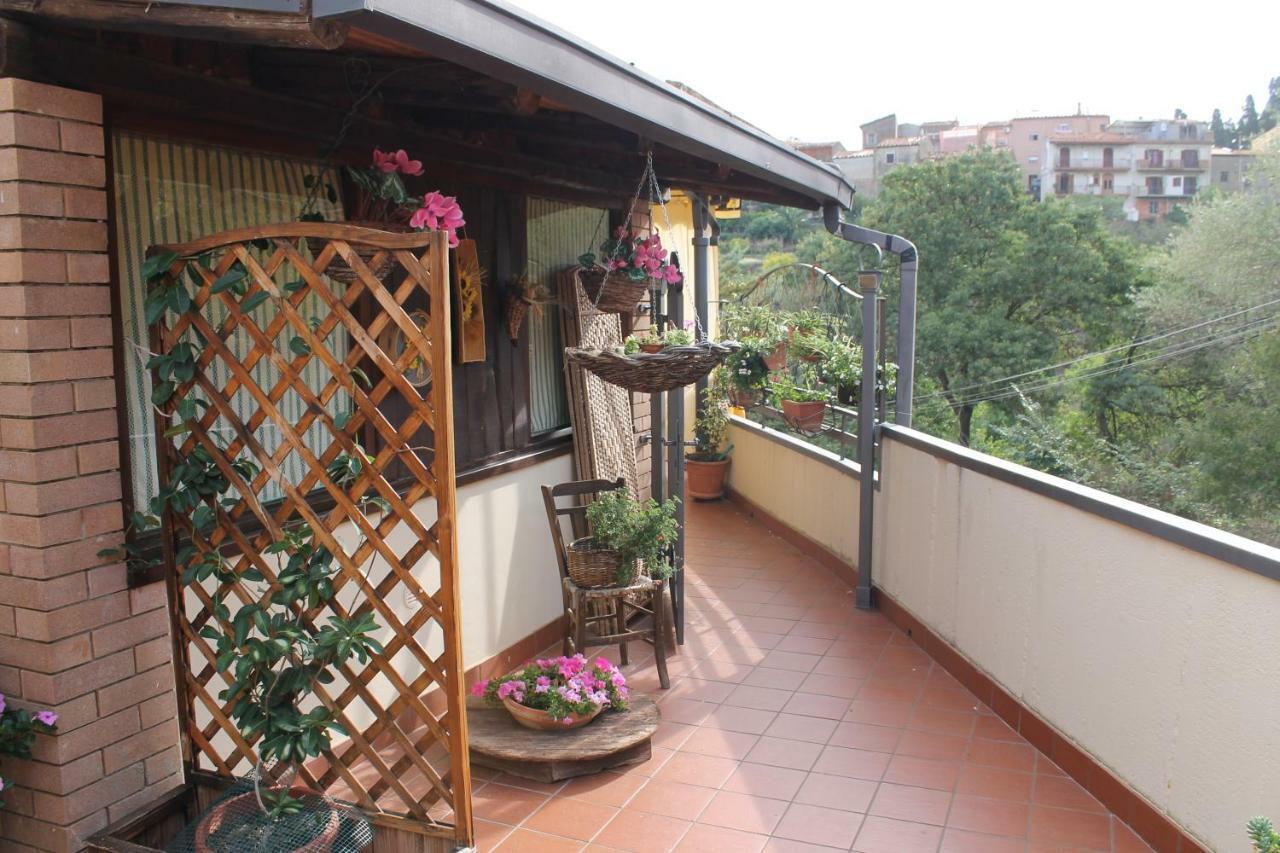 B&B Villa Letizia 卡斯特布奥诺 外观 照片